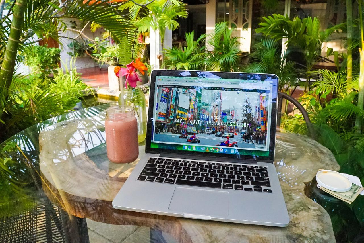 Cinco Hotel B&B ซานซัลวาดอร์ ภายนอก รูปภาพ